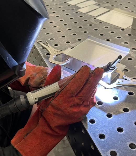 Welding With Gloves